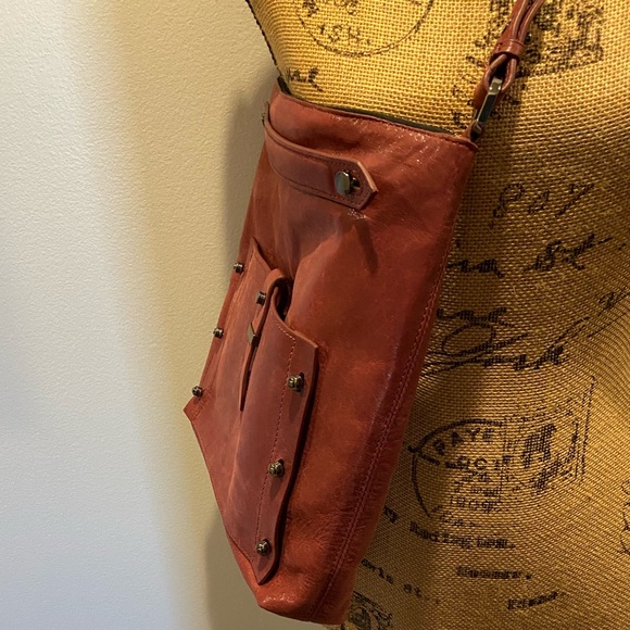 Wine colored leather purse - Picture 4 of 5